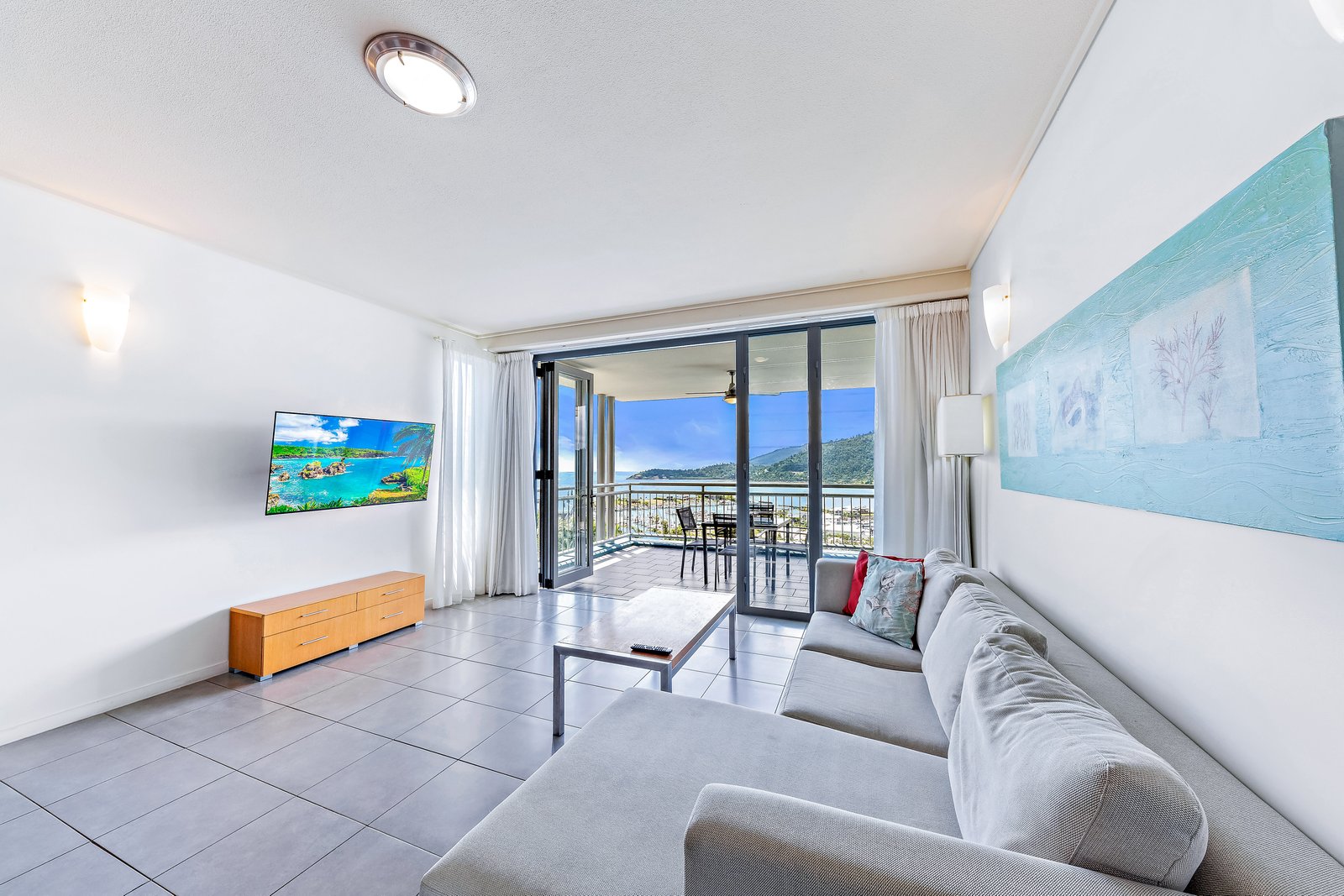 128/9a Hermitage Drive AIRLIE BEACH 7