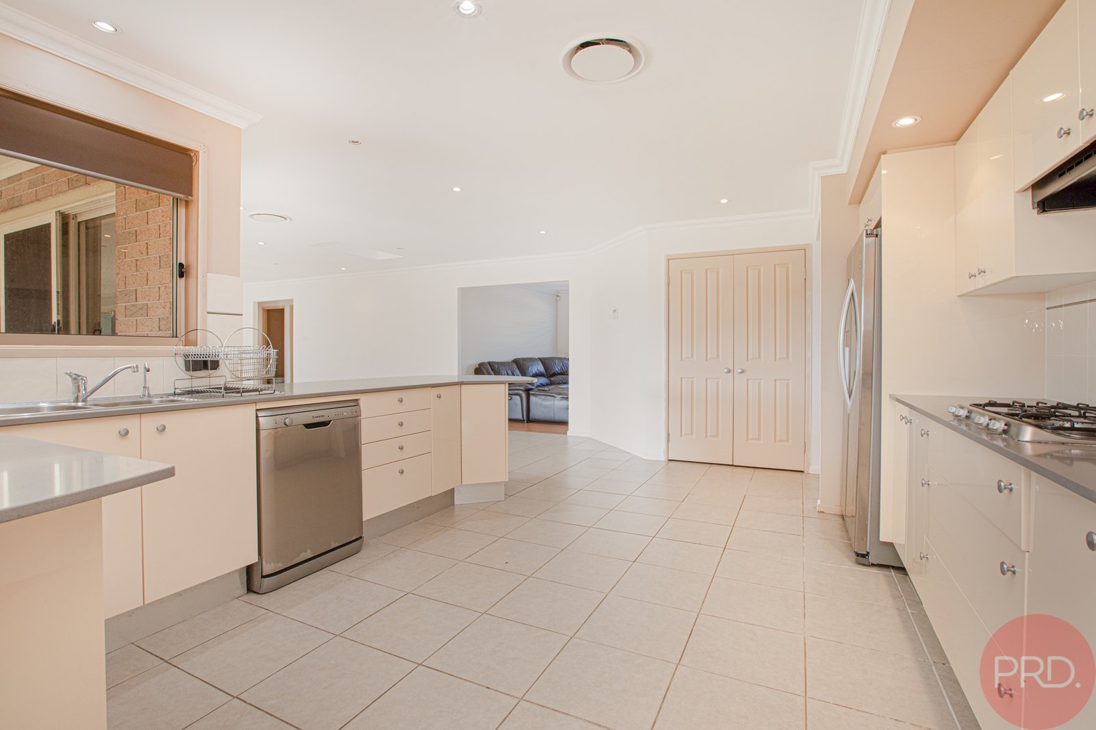 129 Avery Street RUTHERFORD 8