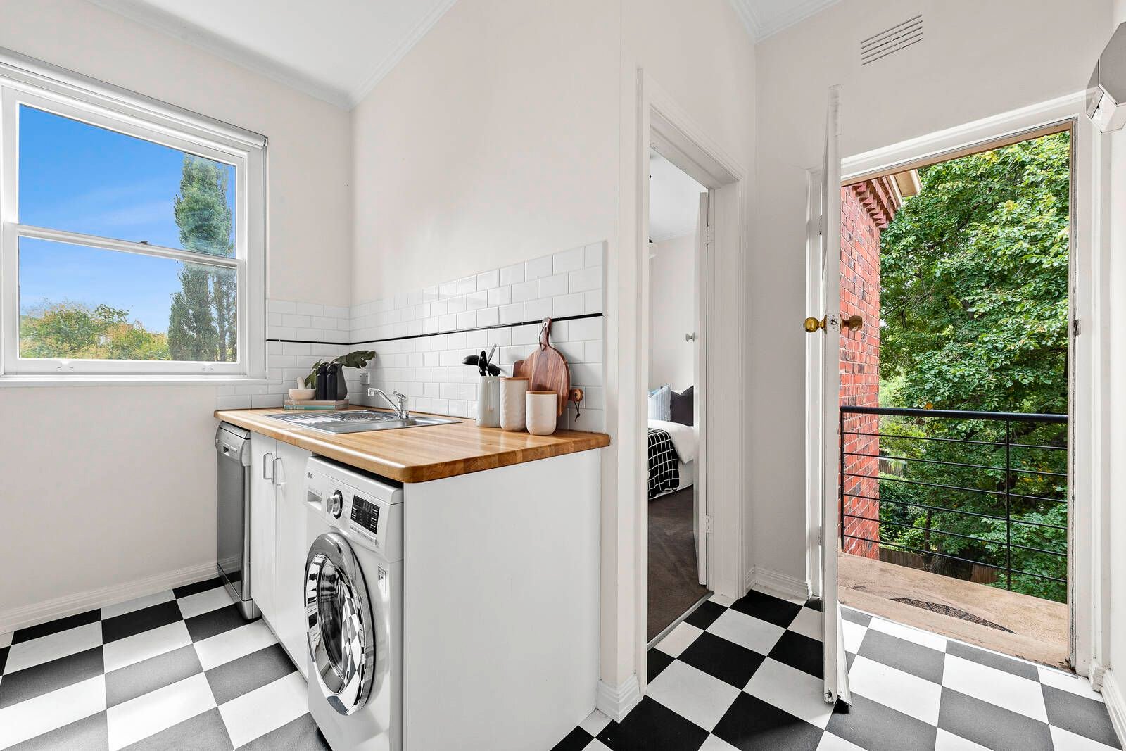Gallery: 12/9 Eildon Road