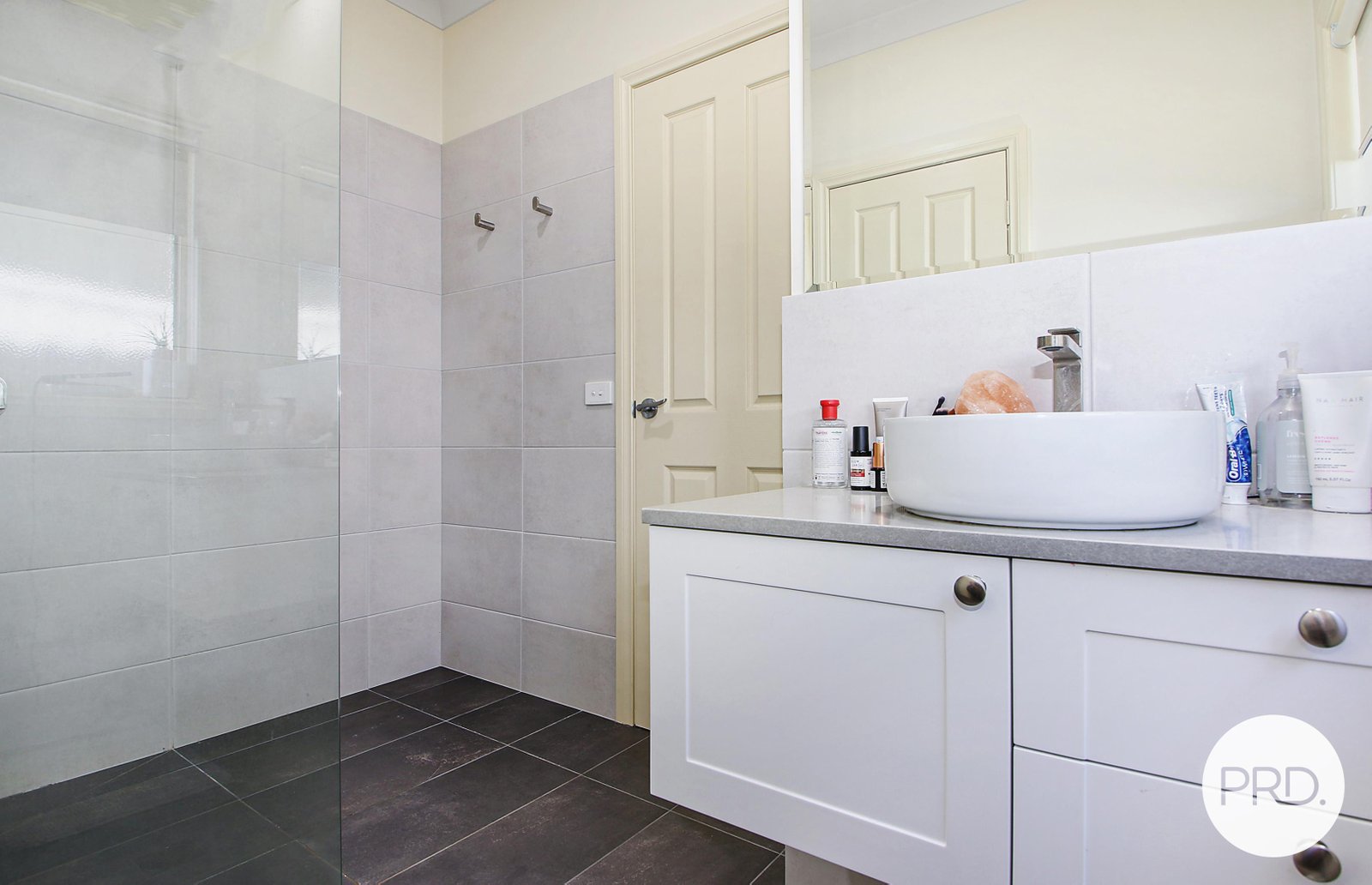 1/29 Heppner Court THURGOONA 6
