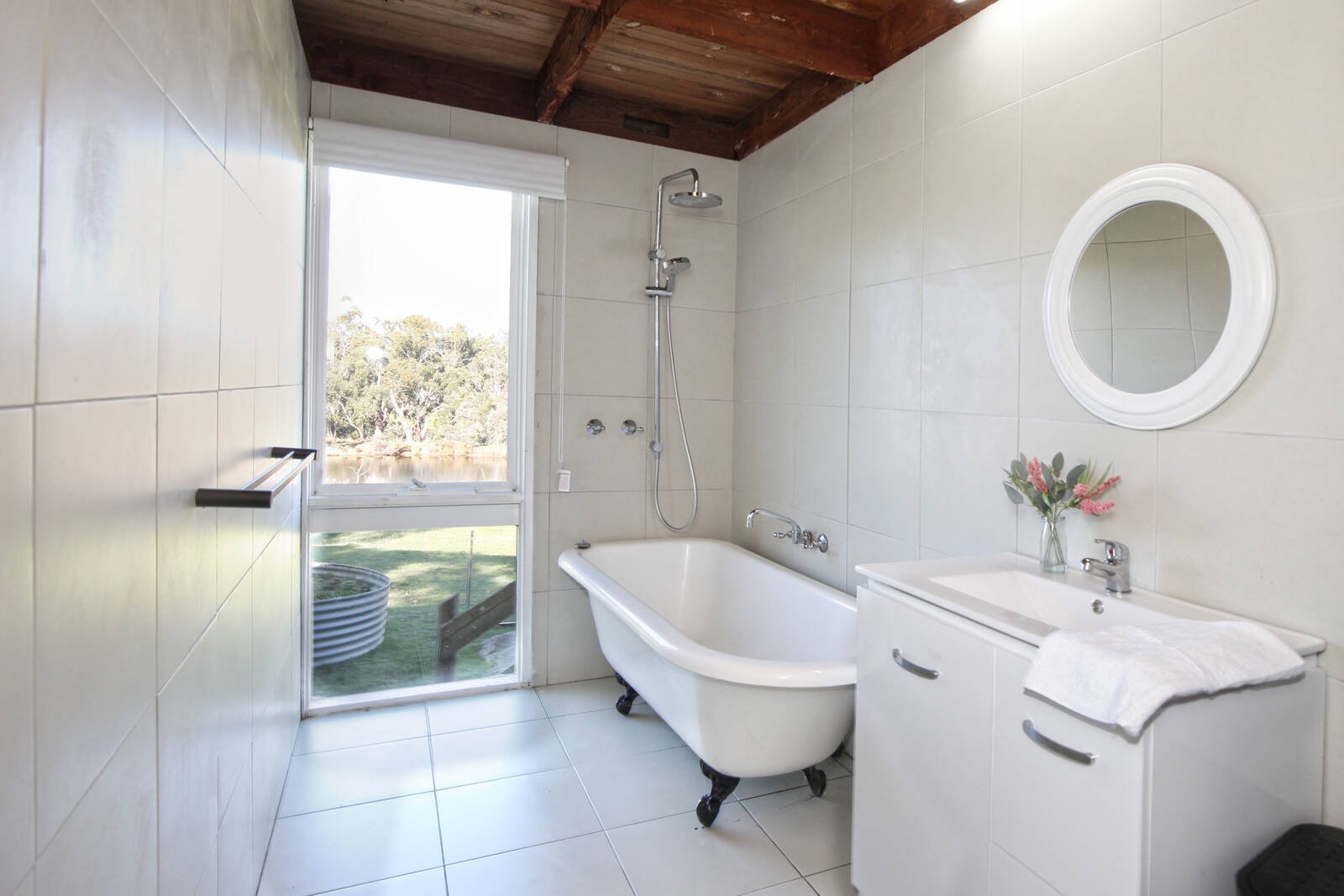 Real Estate and Property in 129 Kyneton-Metcalfe Road, Metcalfe, VIC