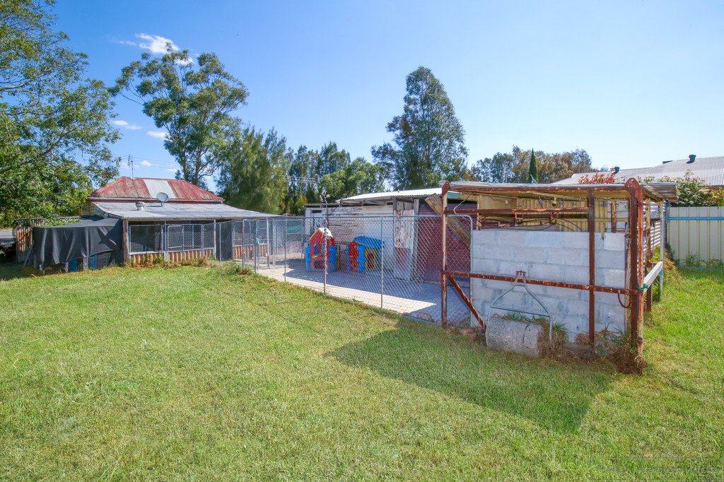 129 New England Highway GRETA 8