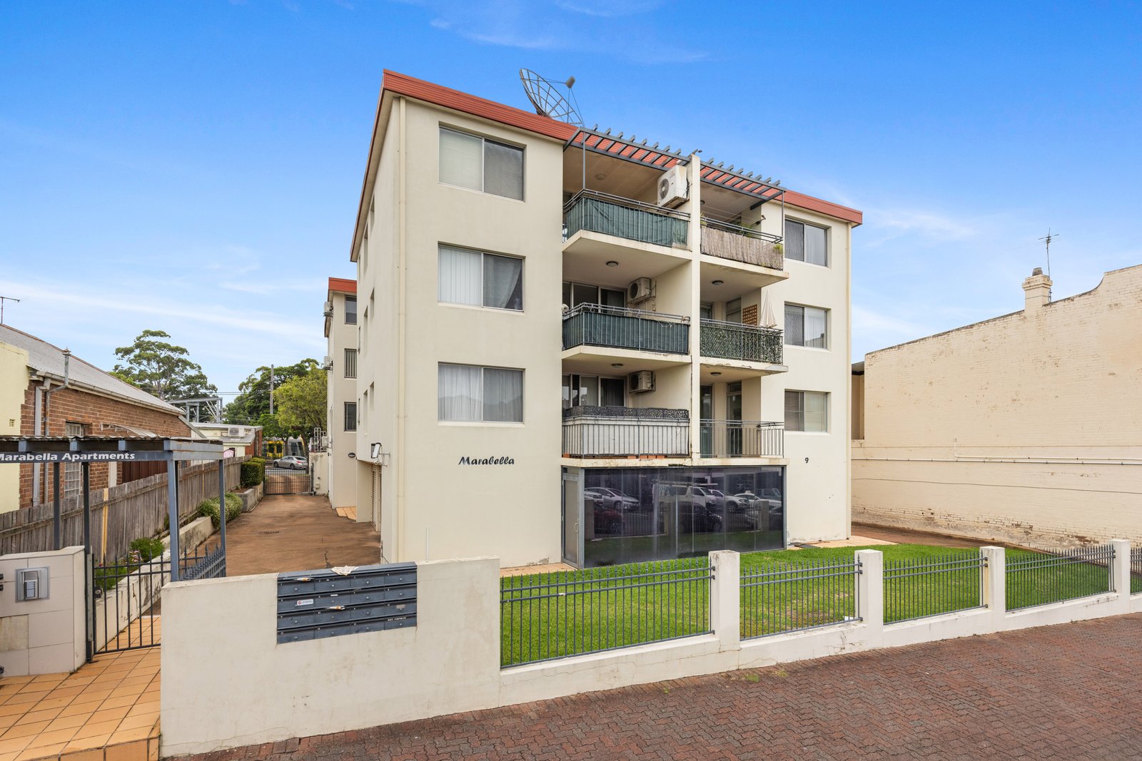 12/9 Pitt Street MORTDALE 2