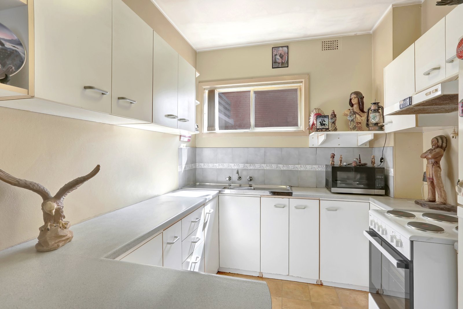 1/29 Prince Edward Drive BROWNSVILLE 4