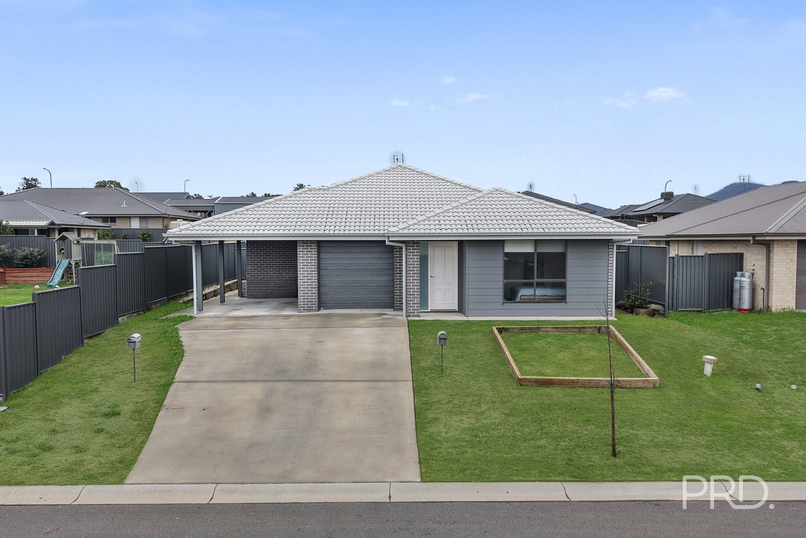 1&2/9 Reginald Drive KOOTINGAL 1