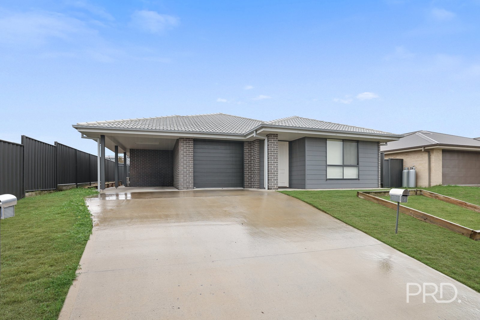 1&2/9 Reginald Drive KOOTINGAL 2