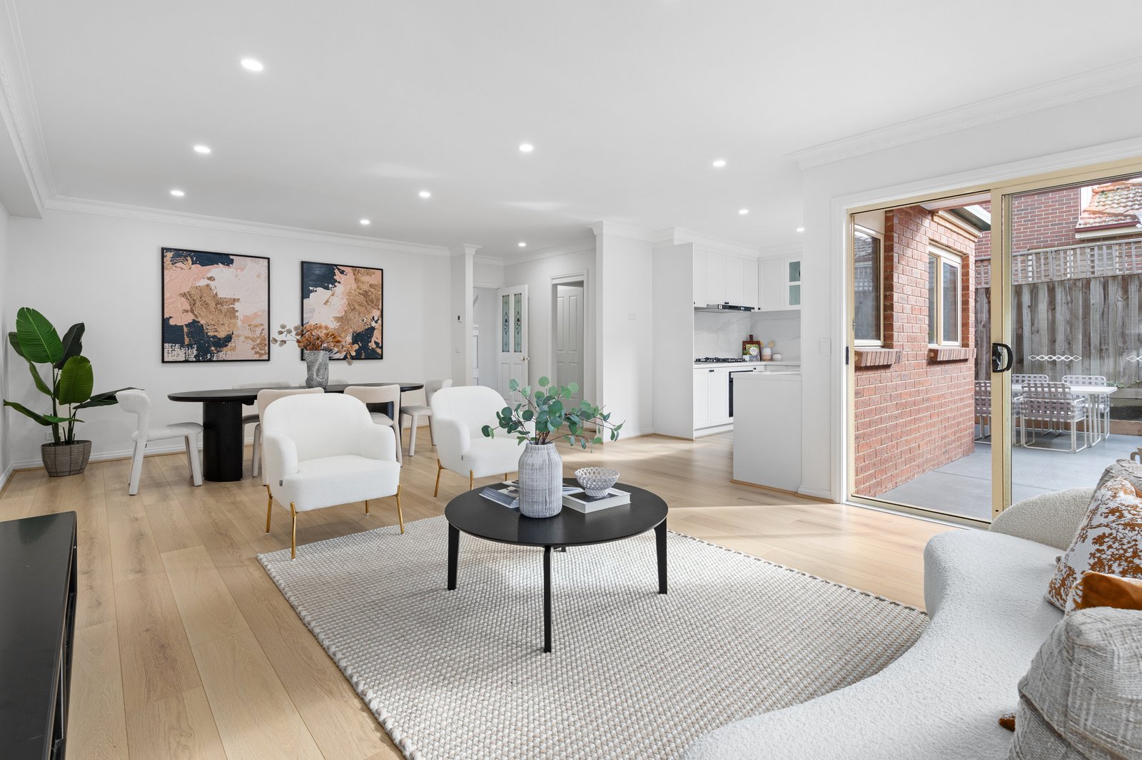 Gallery: 1/29 Renown Street
