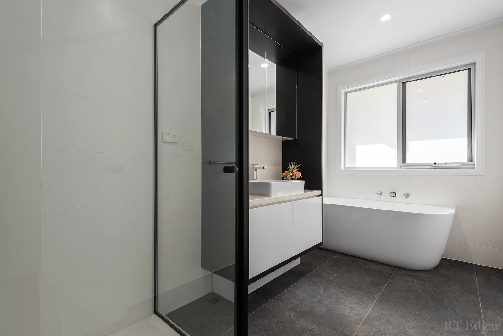 Real Estate and Property in 1291-1299 Bellarine Highway, Wallington, VIC