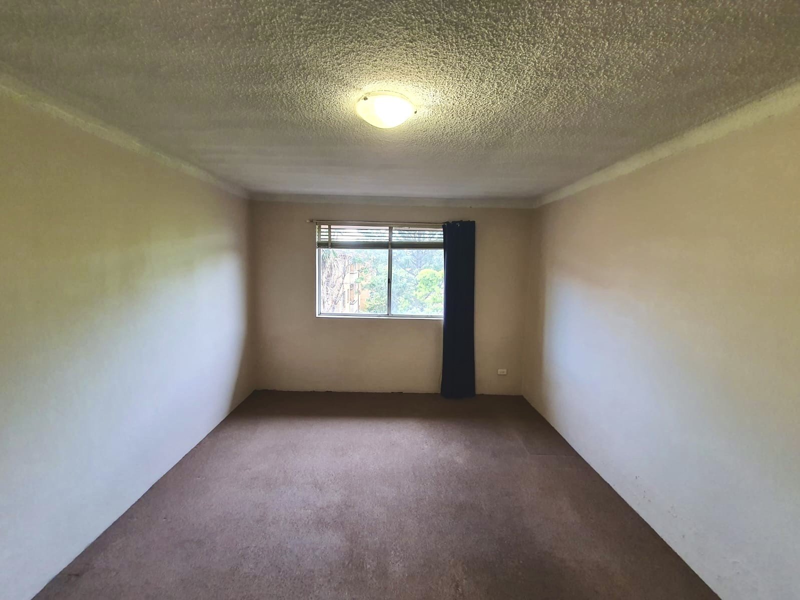 12/93 Castlereagh Street LIVERPOOL 4
