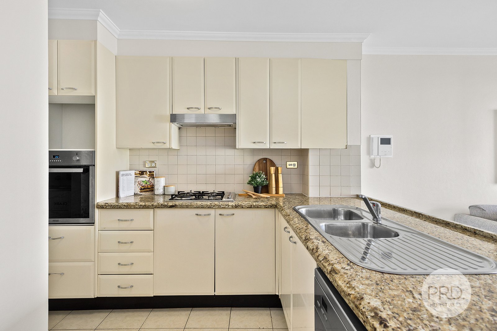 129/323 Forest Road HURSTVILLE 3