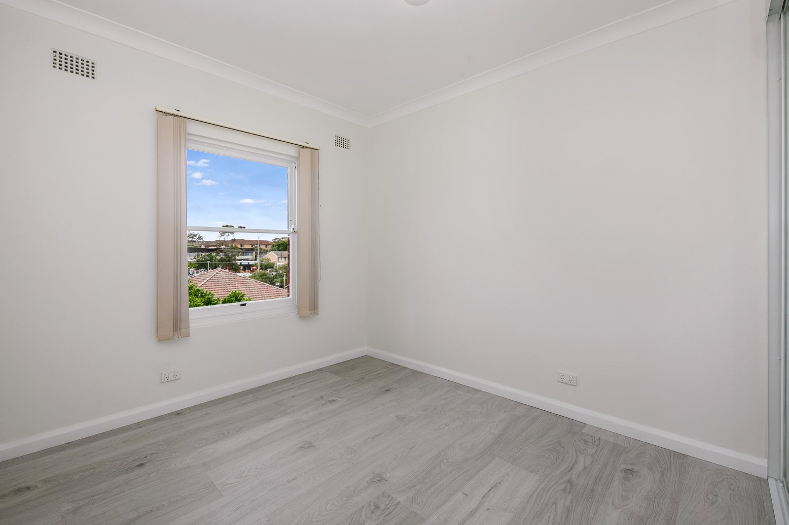 12/95 Alfred Street RAMSGATE BEACH 3