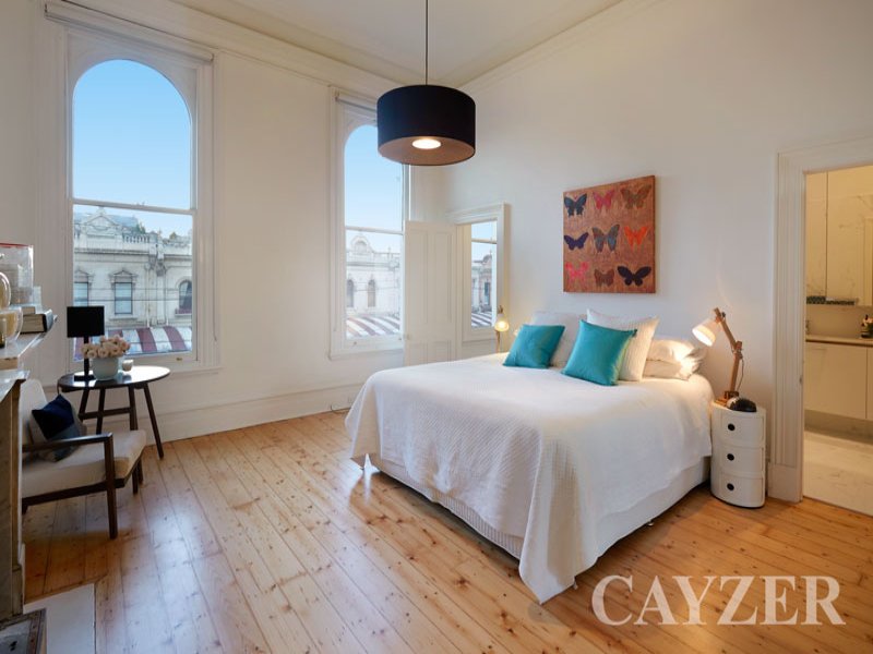 Gallery: 1/295 Clarendon Street