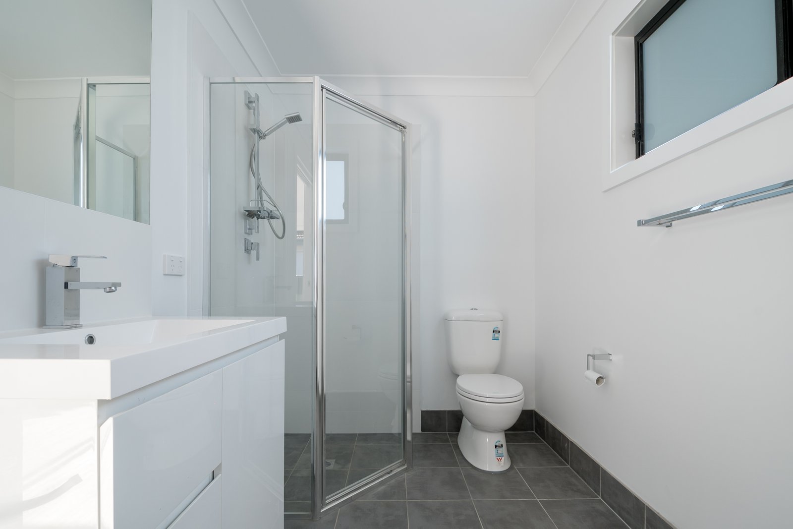 1/295 Flagstaff Road BERKELEY 3