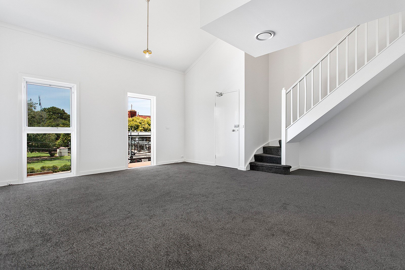 Gallery: 12/96 Hawthorn Road