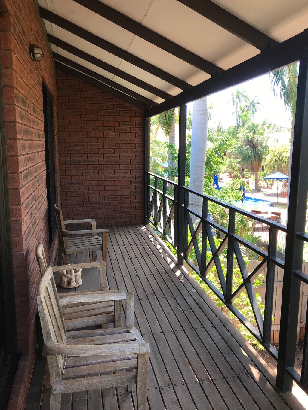 12/97 HERBERT Street BROOME 5