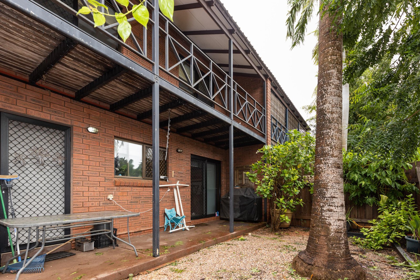 12/97 HERBERT Street BROOME 24