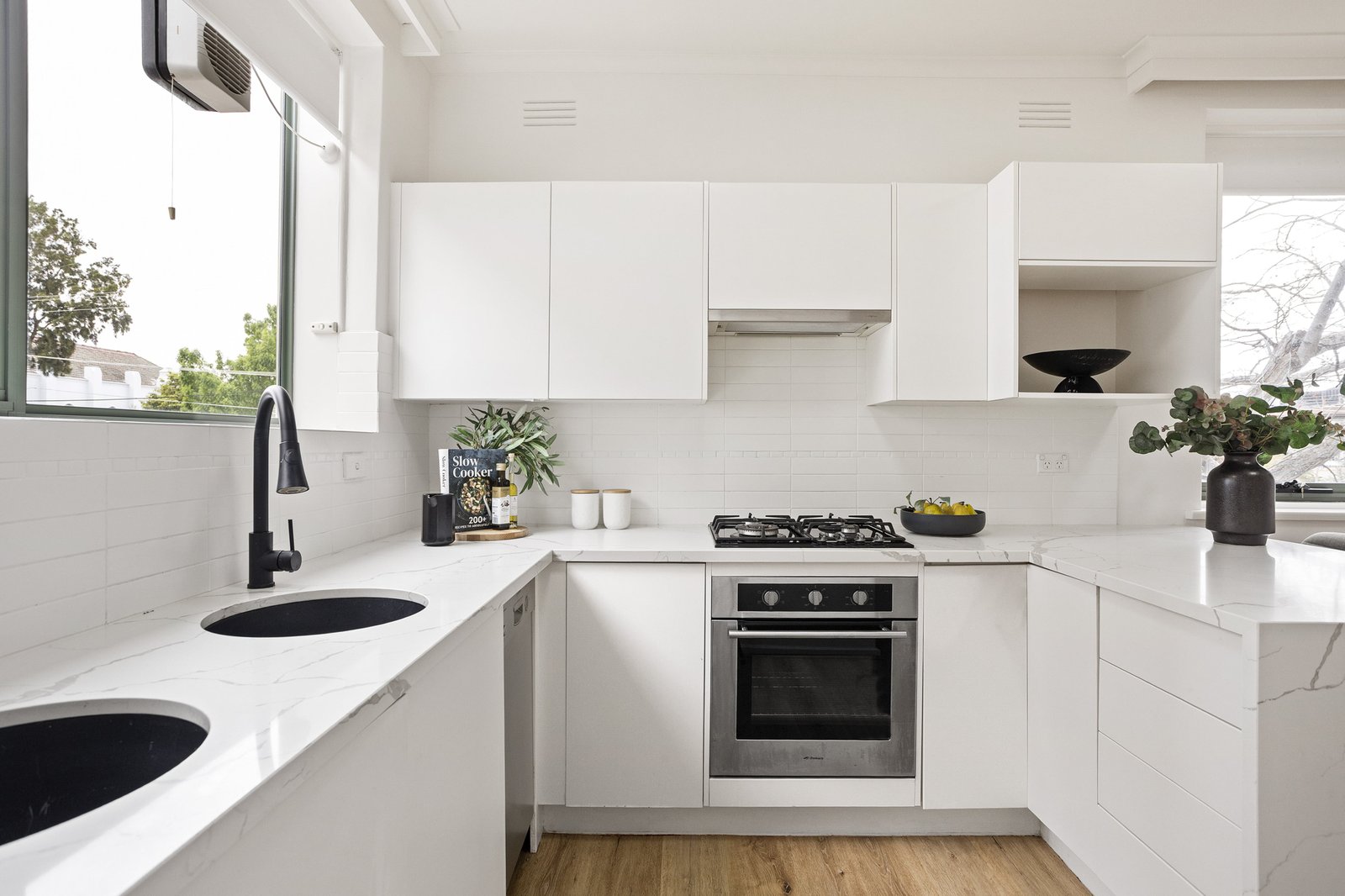 Real Estate and Property in 1/297 Orrong Road, St Kilda East, VIC