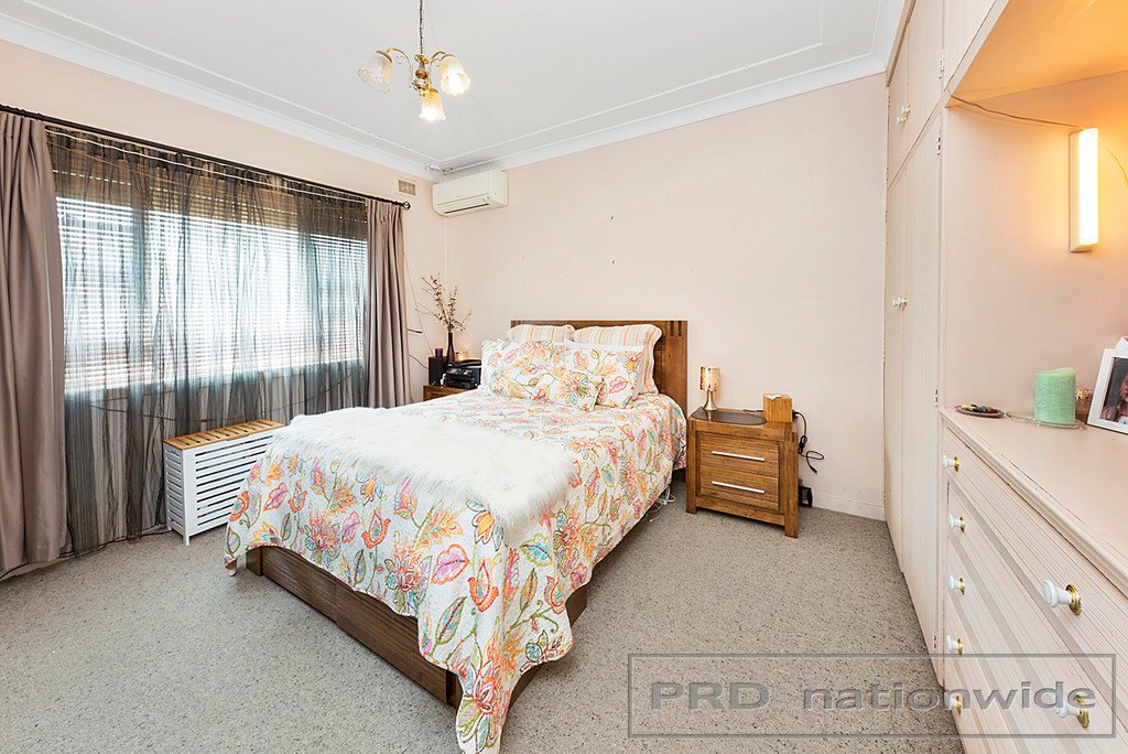 129a High Street EAST MAITLAND 9
