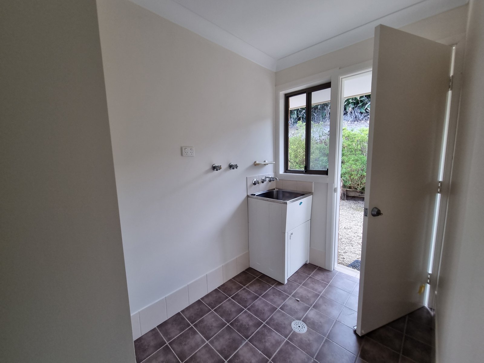 129F MacKays Road COFFS HARBOUR 3