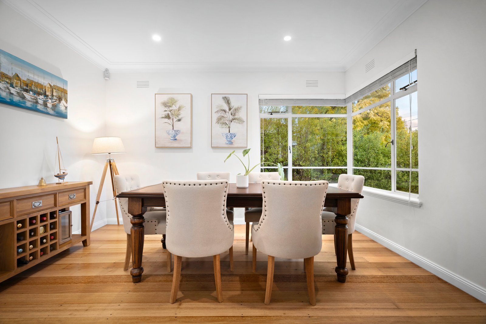 Image of dining room