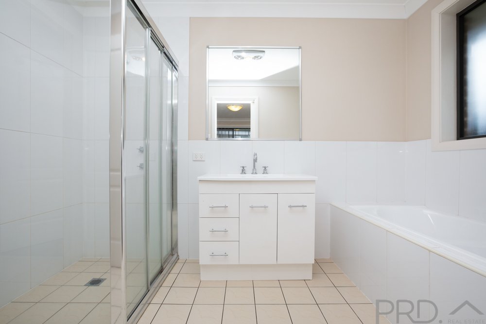 12A Devon Street GRETA 13