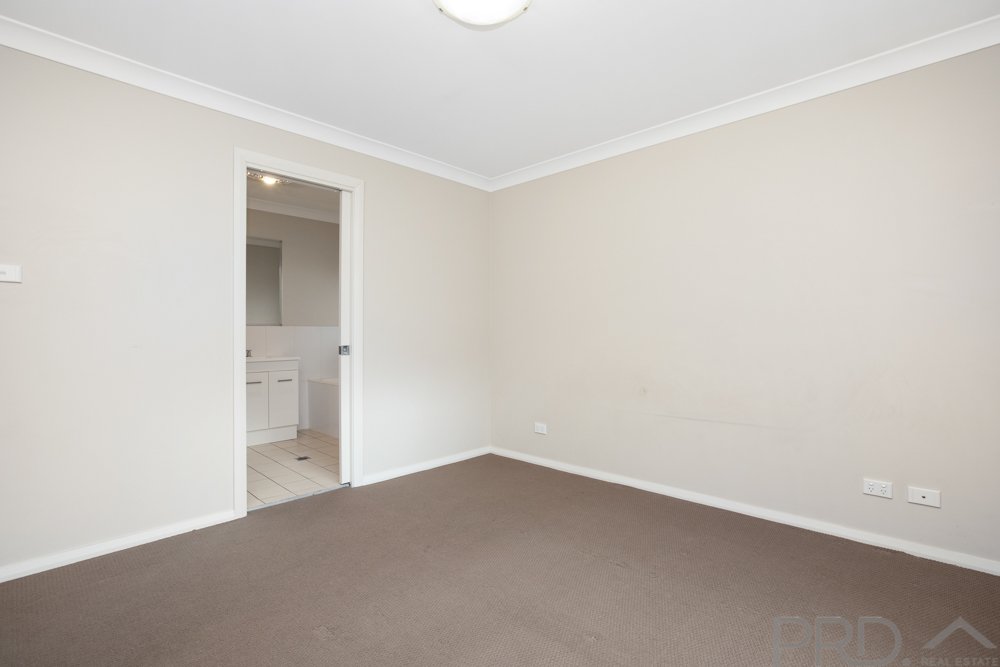 12A Devon Street GRETA 17