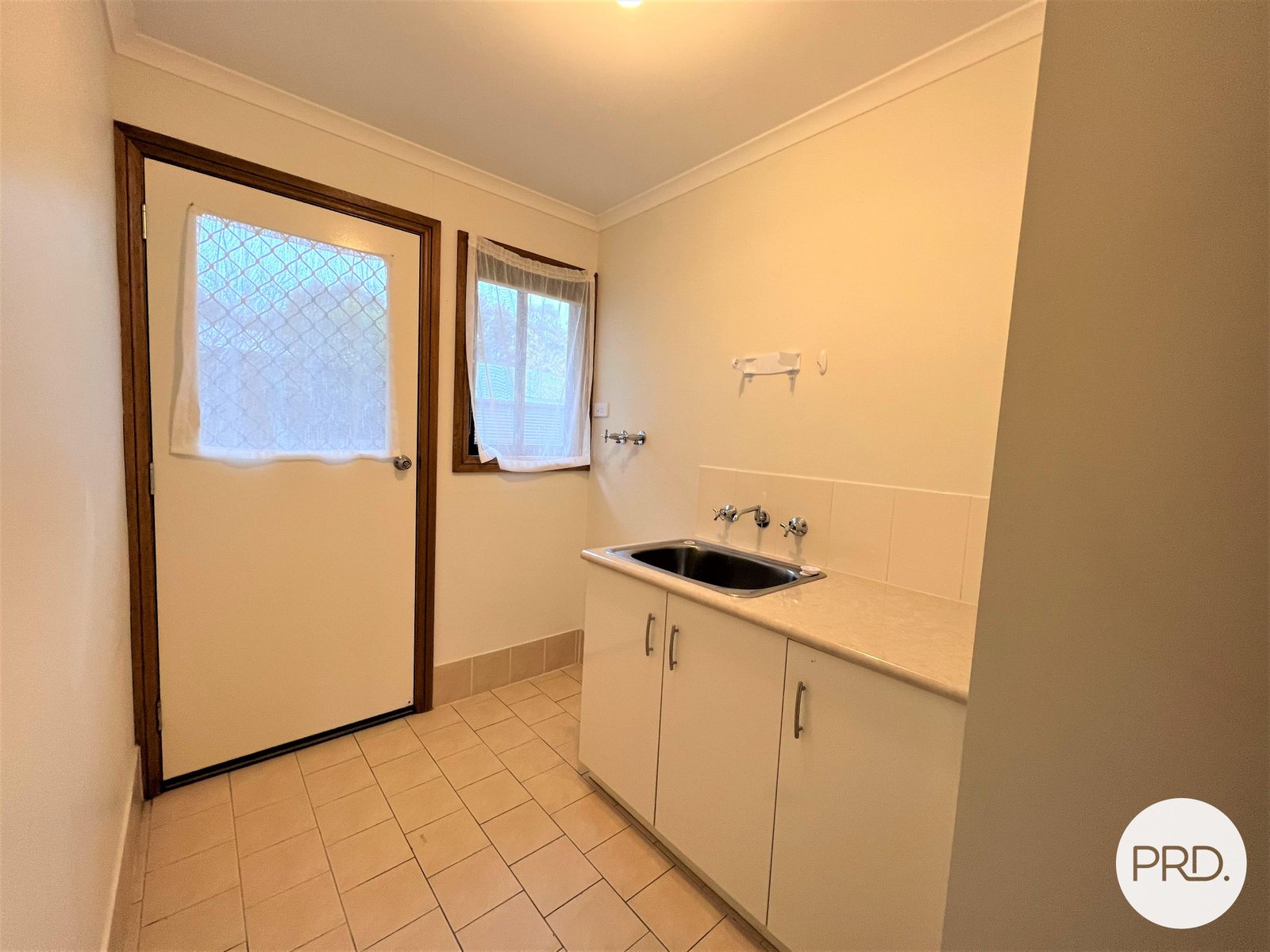 12a Forster Street BUNGENDORE 10