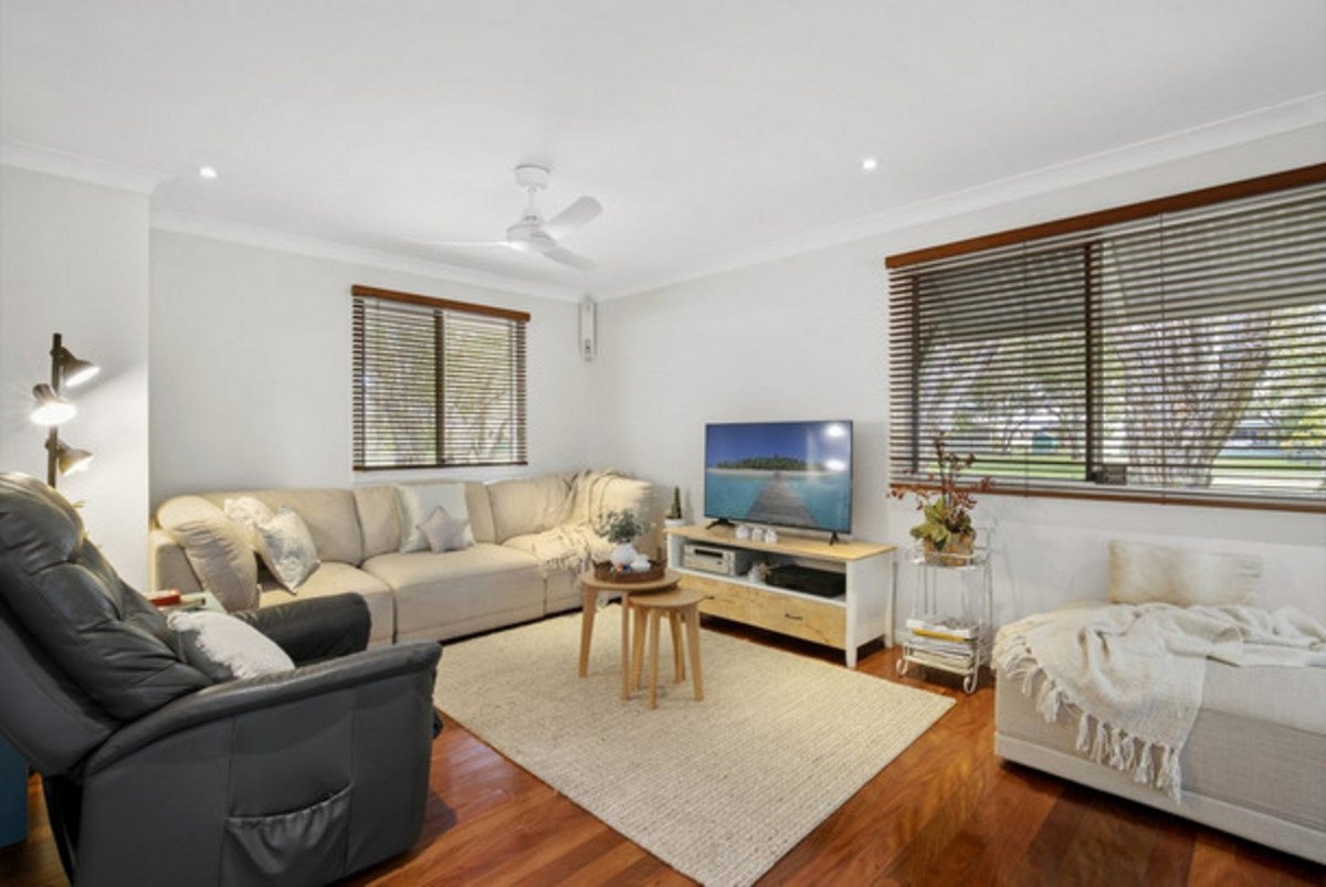 12a Harris Street Labrador 4