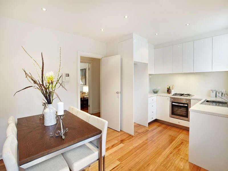Gallery: 1/2A Hertford Street
