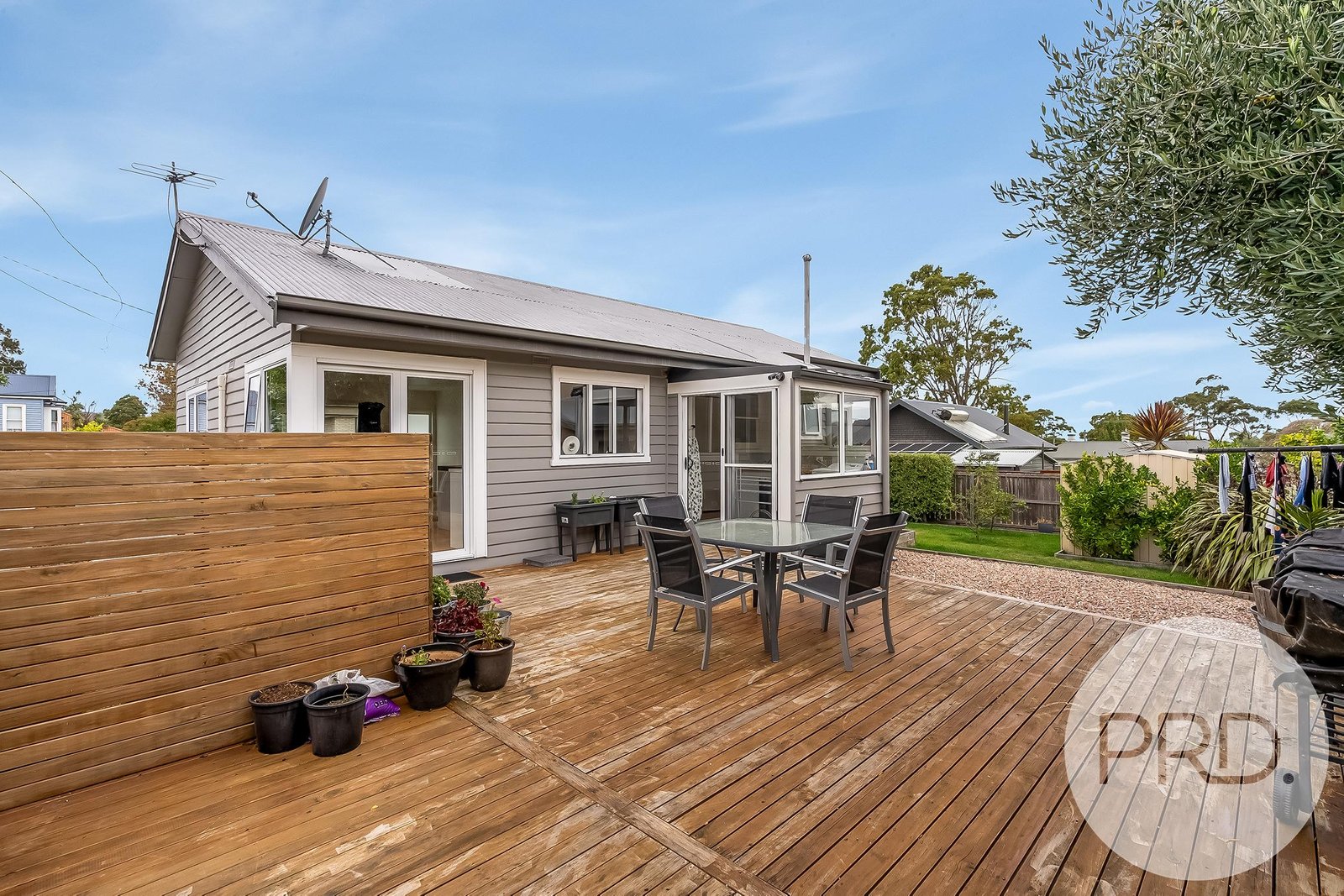 12a High Street BELLERIVE 9