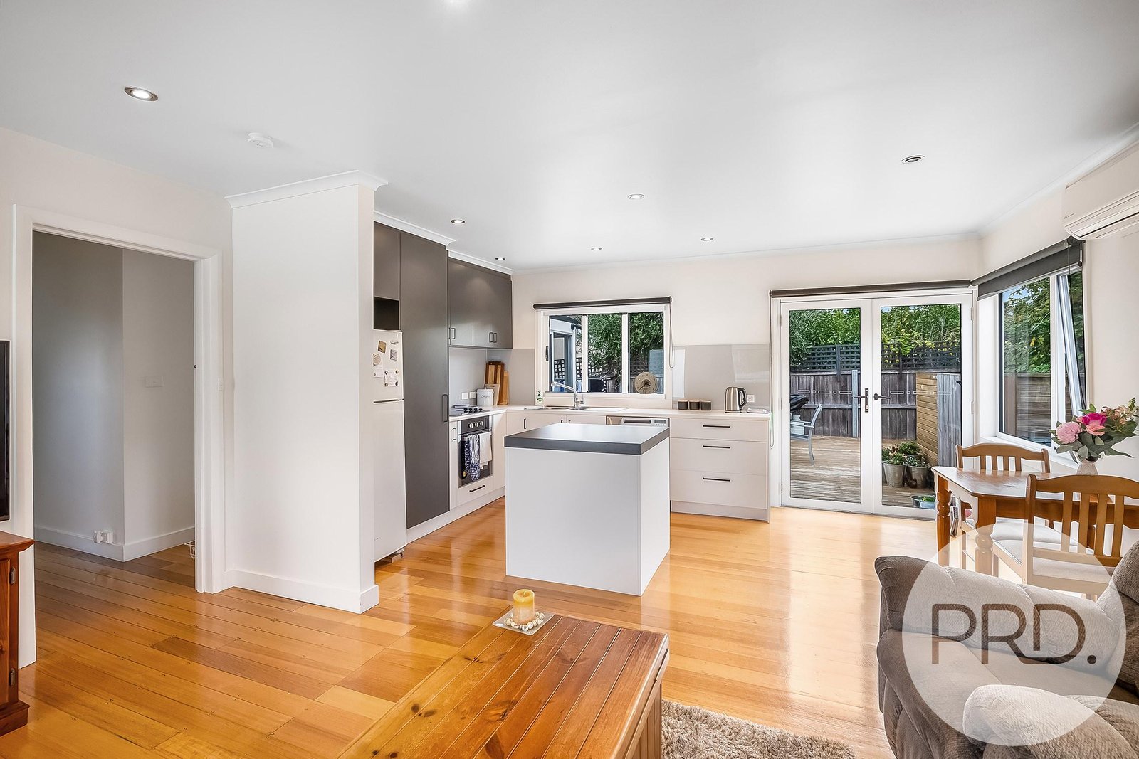 12a High Street BELLERIVE 3
