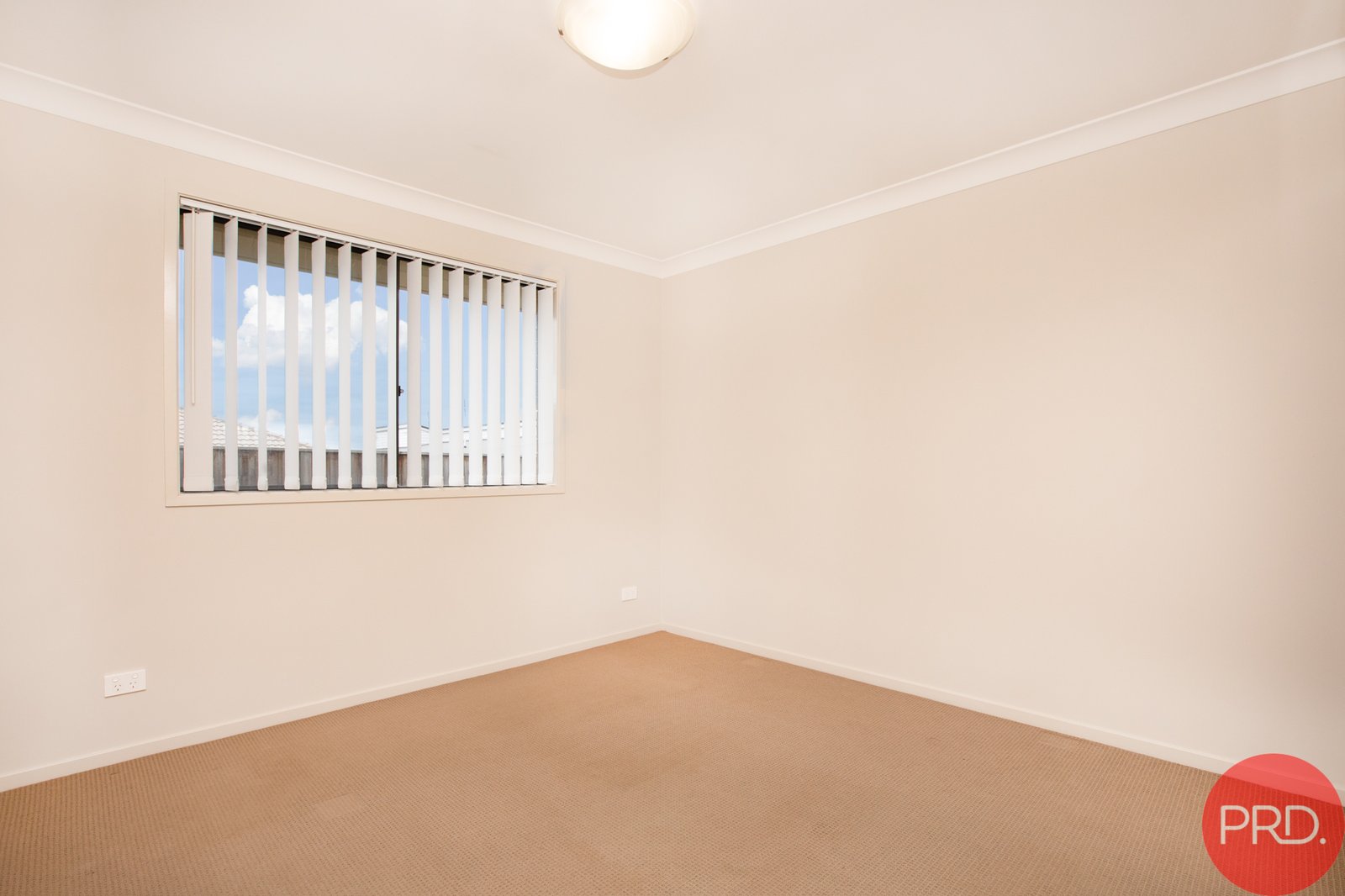 12A Holland Circuit GILLIESTON HEIGHTS 9