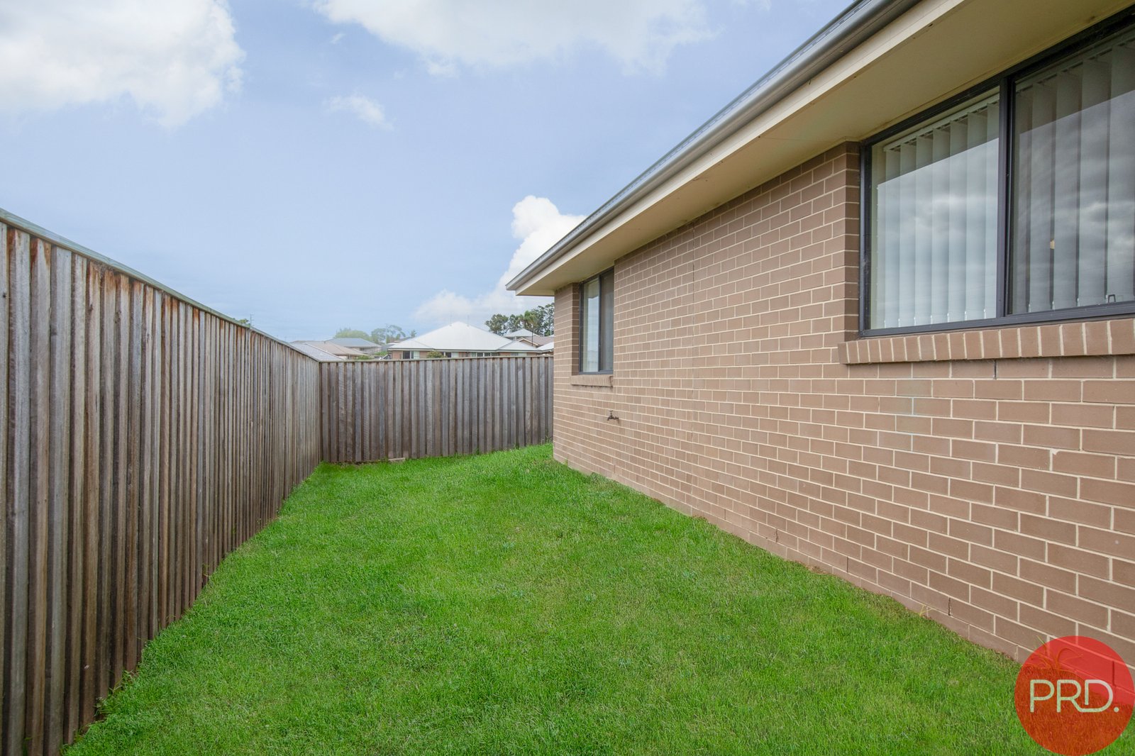 12A Holland Circuit GILLIESTON HEIGHTS 14