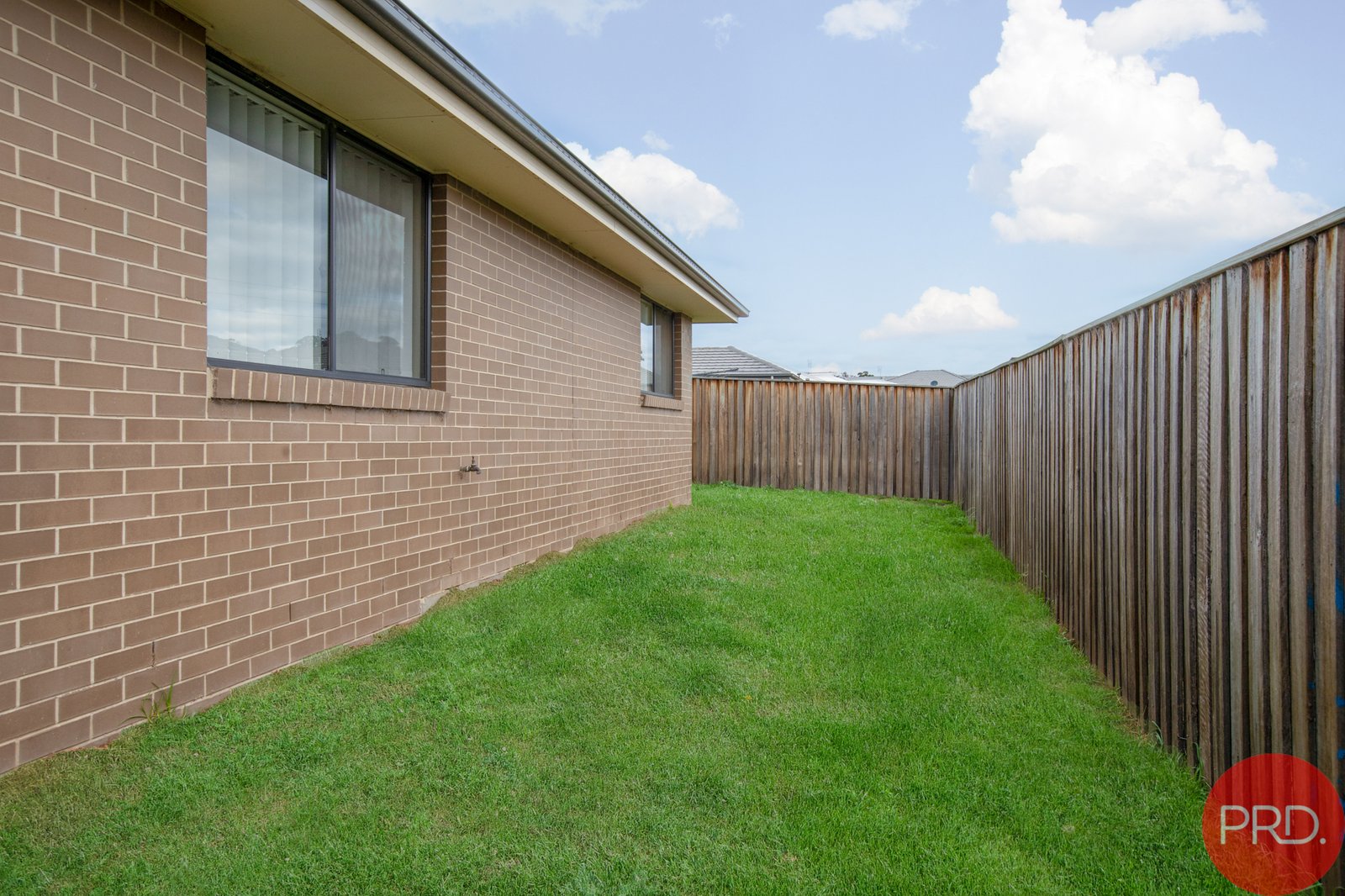 12A Holland Circuit GILLIESTON HEIGHTS 15