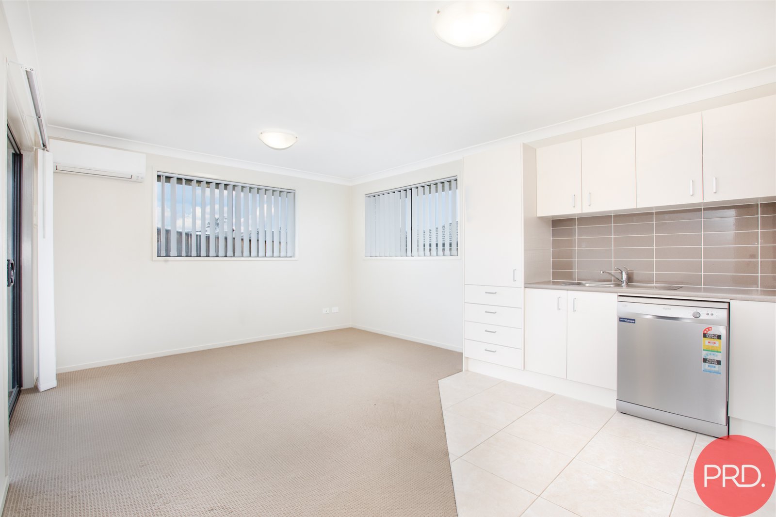 12A Holland Circuit GILLIESTON HEIGHTS 7