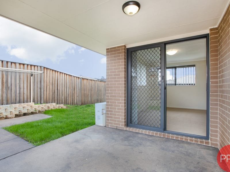12A Holland Circuit GILLIESTON HEIGHTS 2