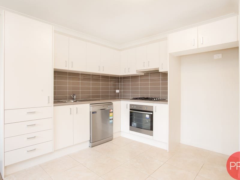 12A Holland Circuit GILLIESTON HEIGHTS 6
