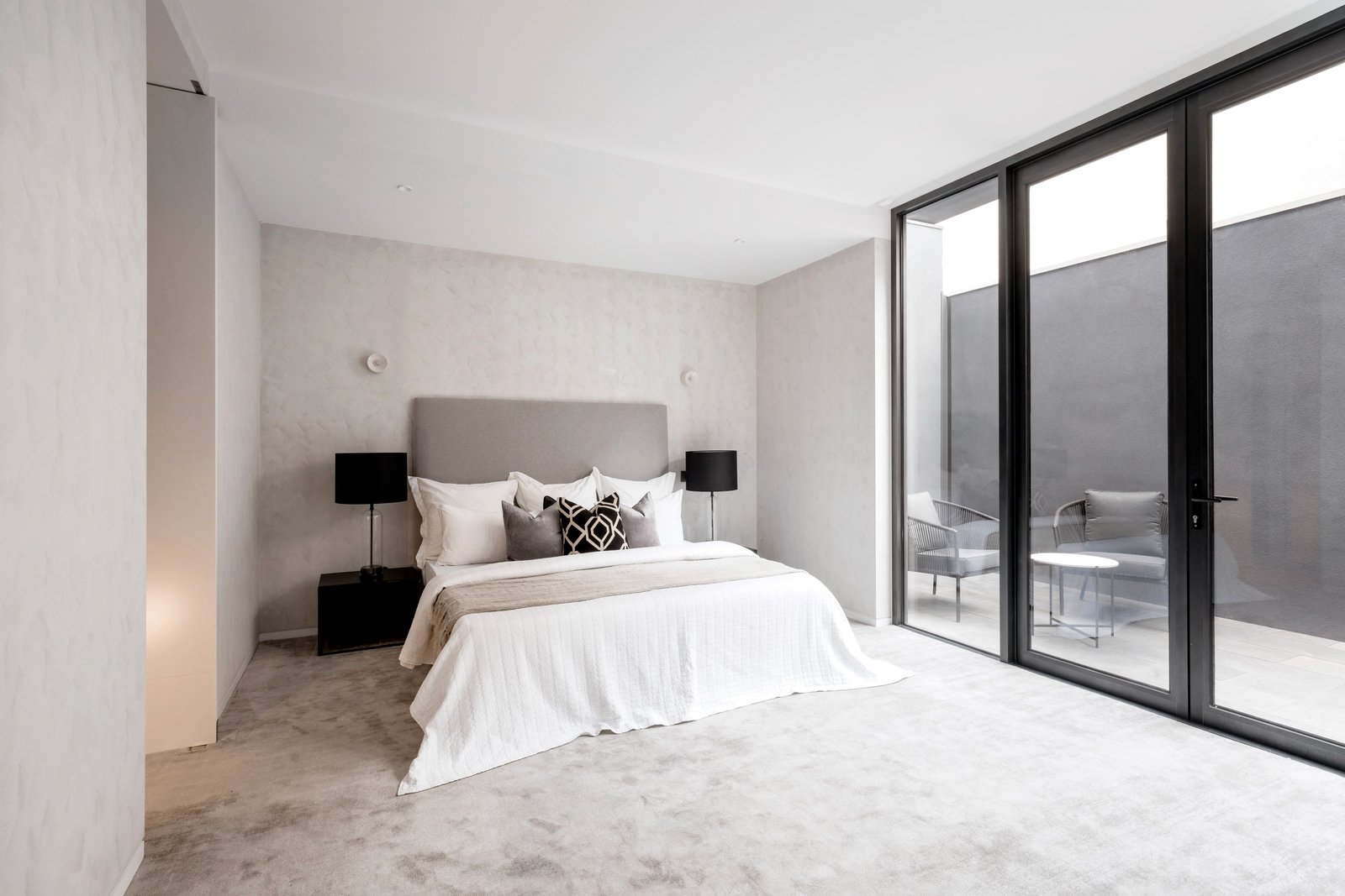 Real Estate and Property in 1/2a Hopetoun Road, Toorak, VIC