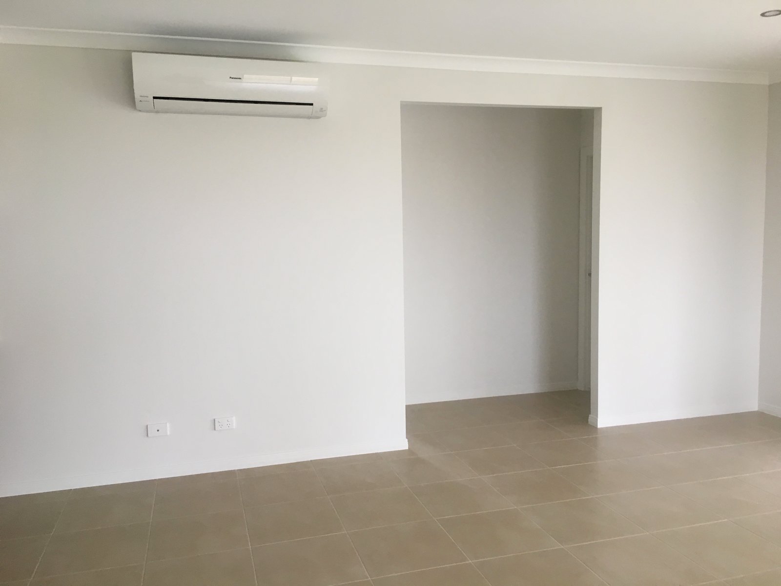 12A Jessamine Close CANNONVALE 5