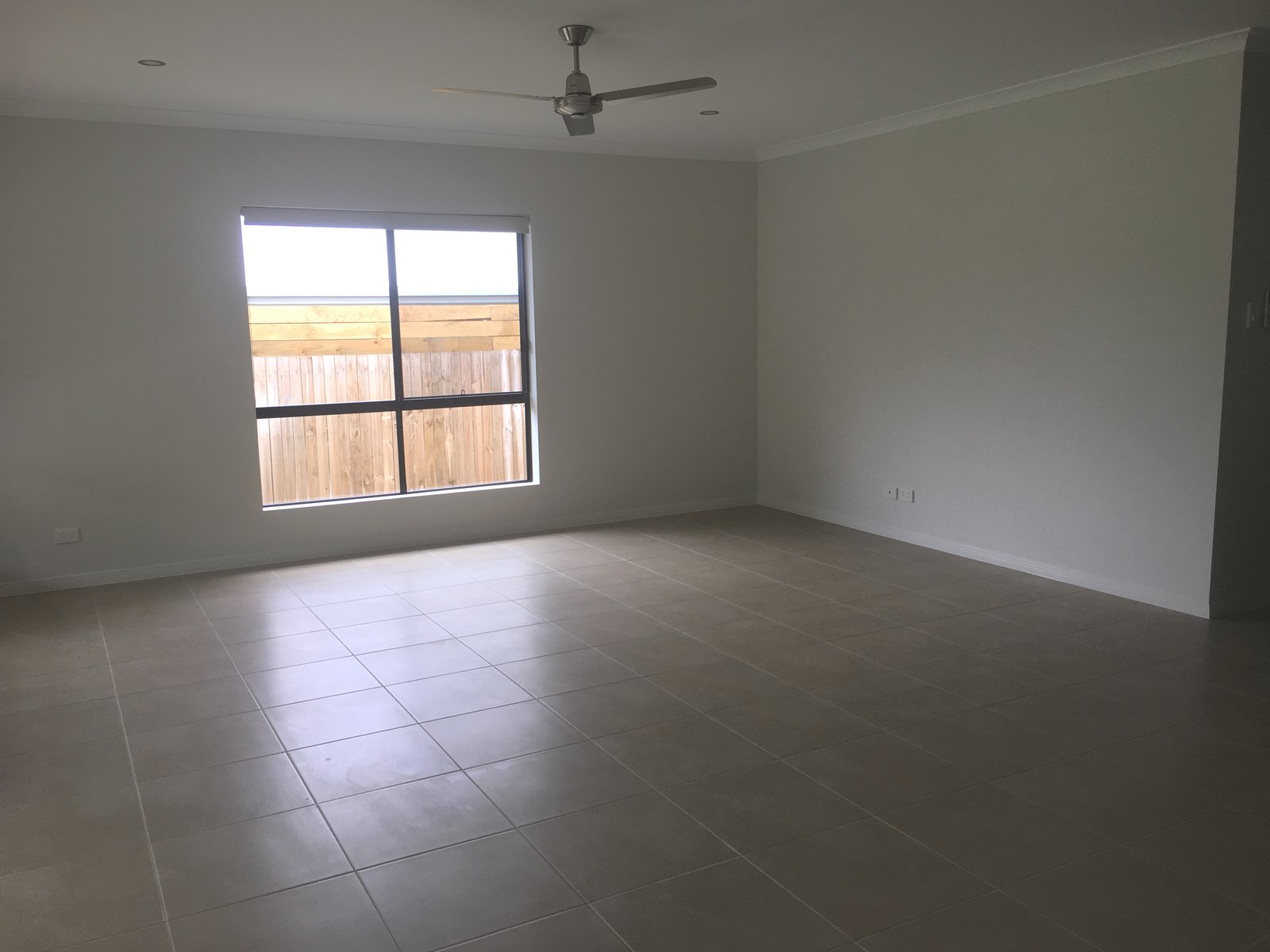 12A Jessamine Close CANNONVALE 7