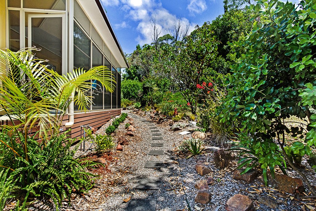 12a Kelvin Grove NELSON BAY 16