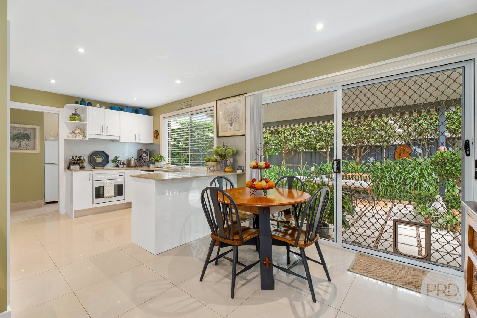 12a Ketch Close CORLETTE 6