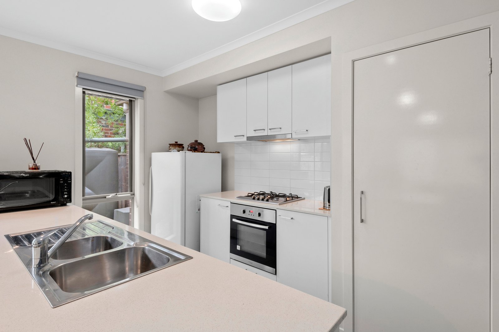 Gallery: 12A Knight Avenue