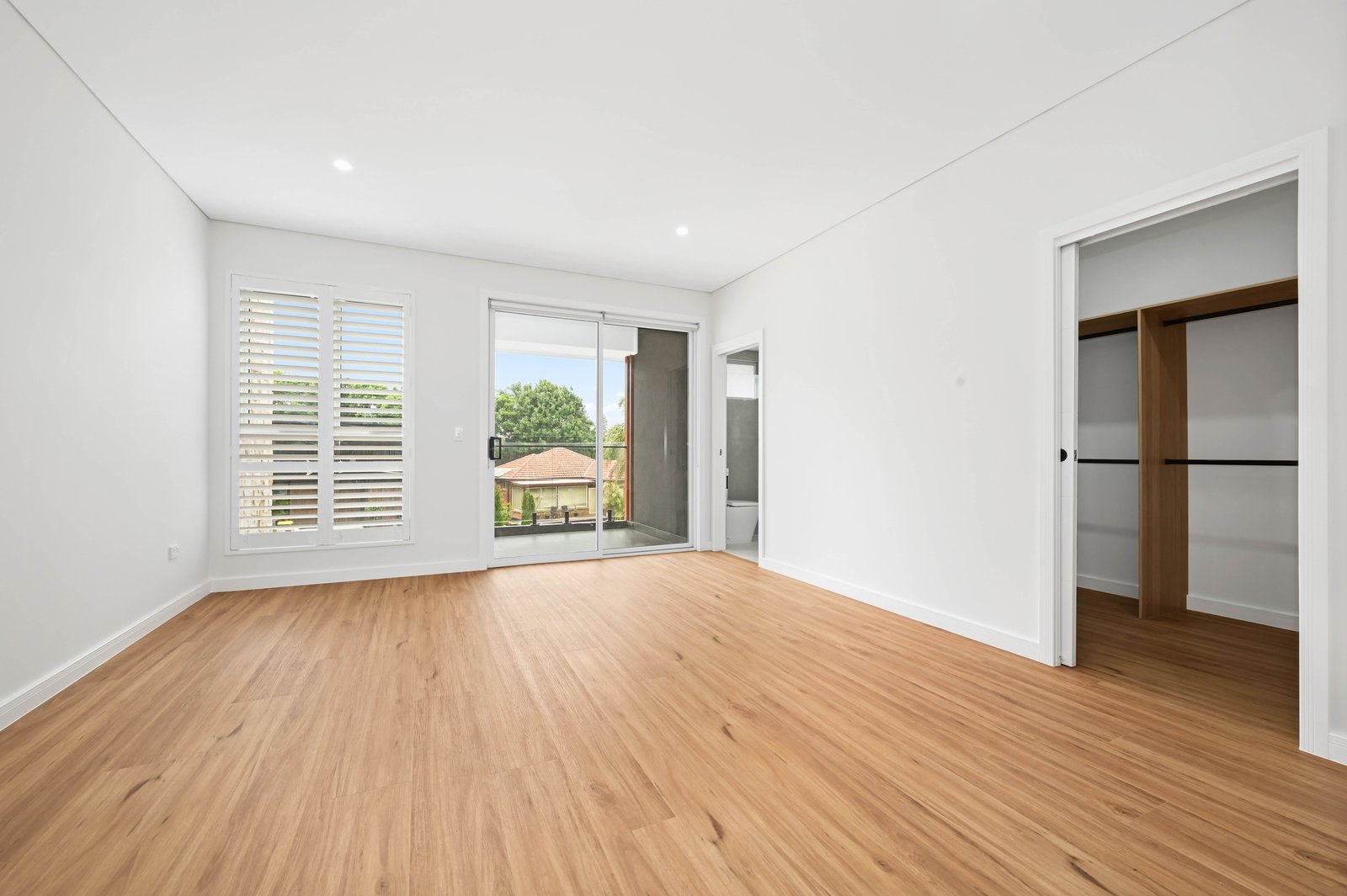 12A Lawson Street MATRAVILLE 4