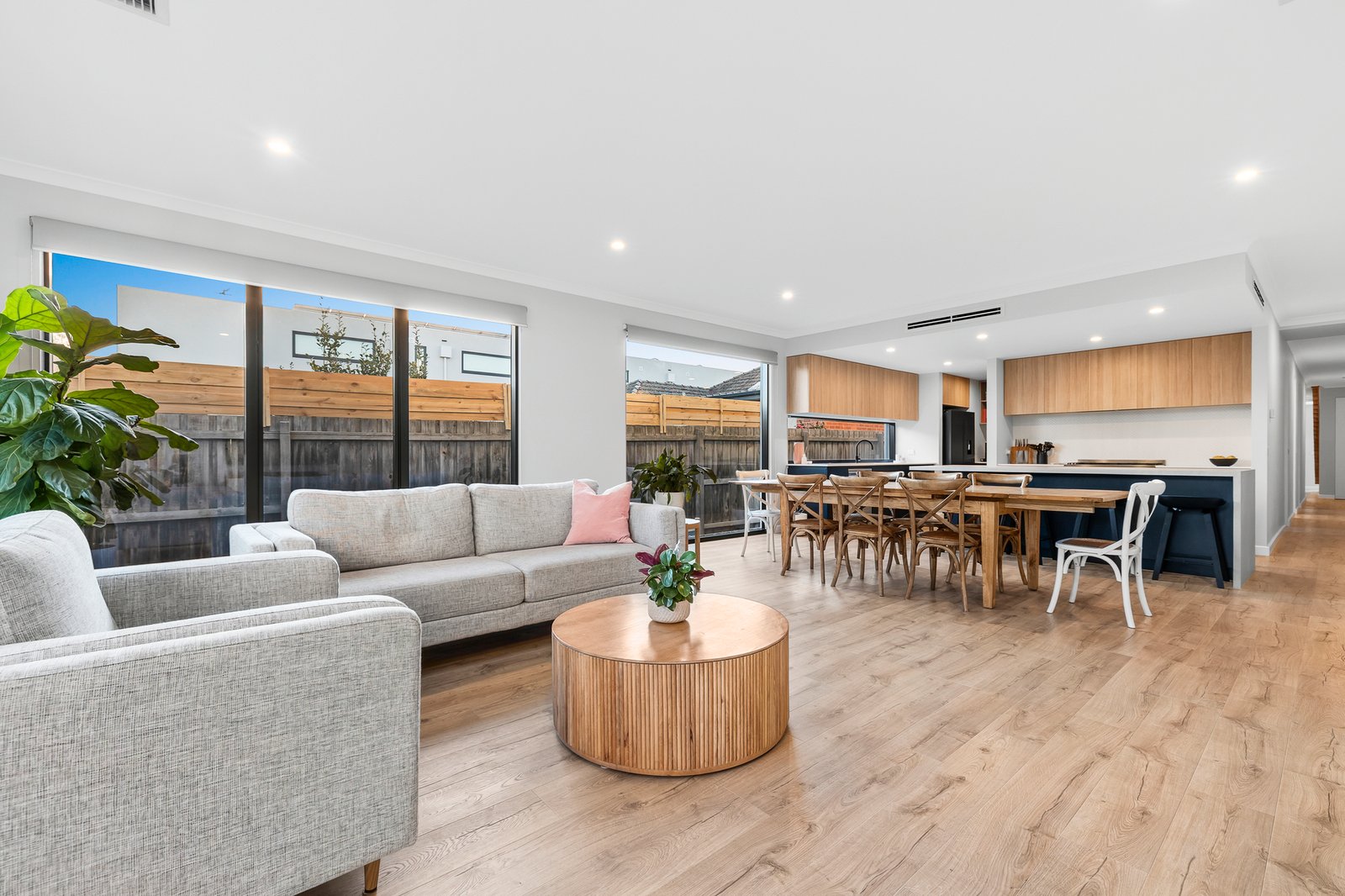 Gallery: 12a London Street