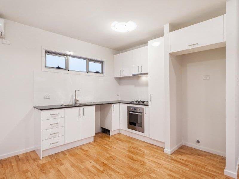 Gallery: 1/2A Lynch Road