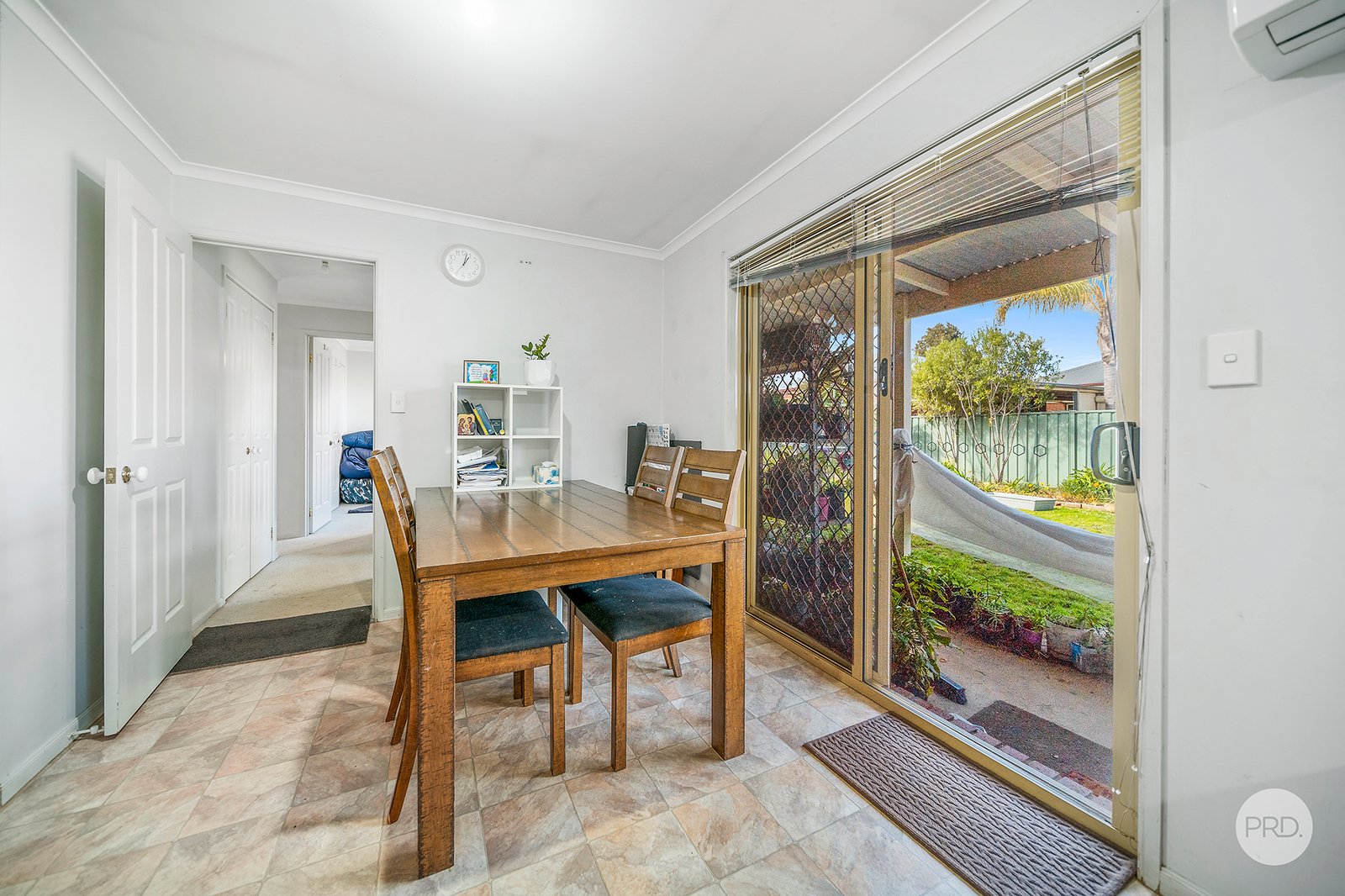 12A Midas Court STRATHFIELDSAYE 4