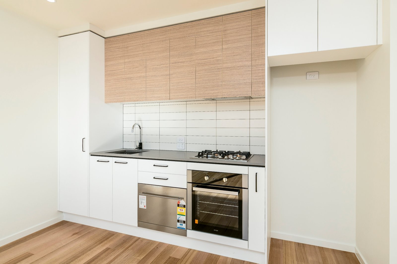 Gallery: 1/2a Newberry Avenue