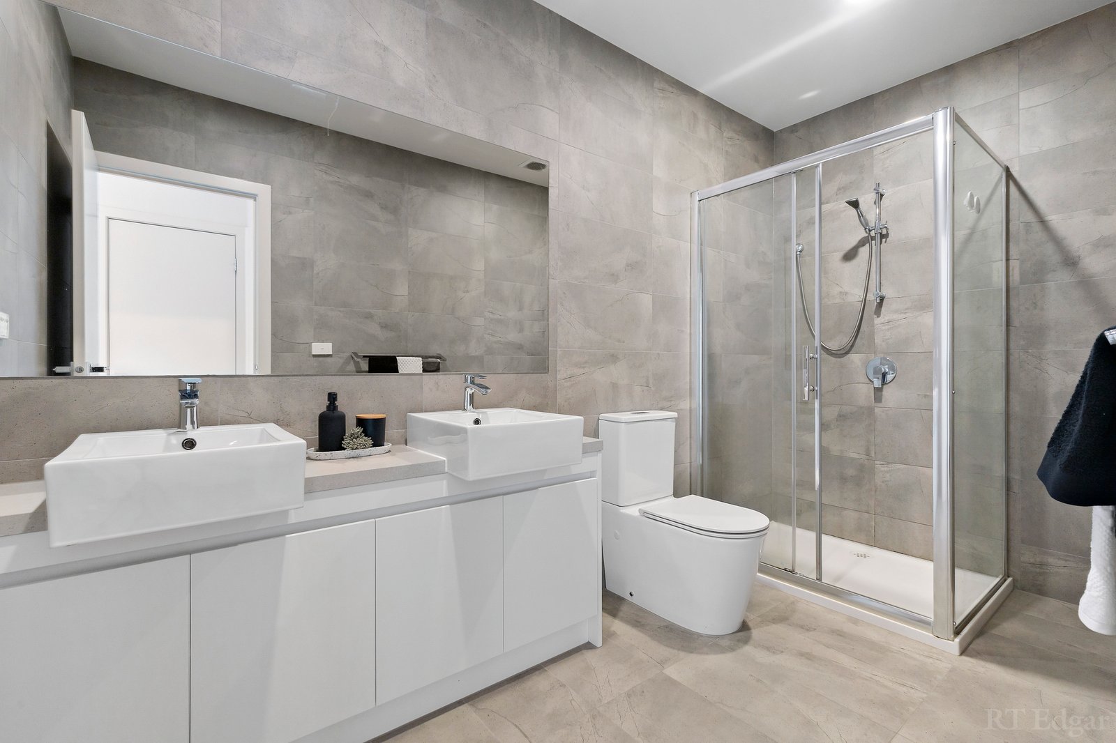 Real Estate and Property in 1/2A Oliver Street, Ringwood, VIC