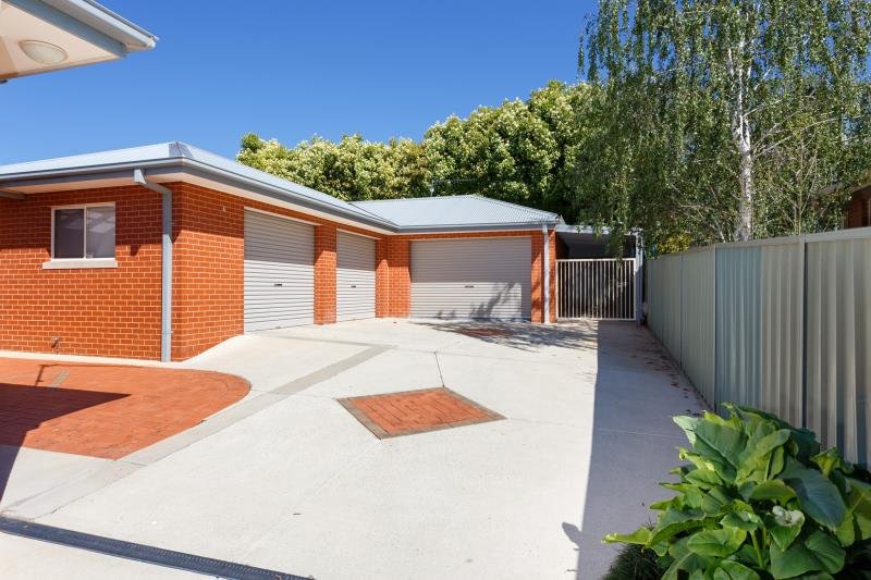 12a Patamba Street KOORINGAL 1